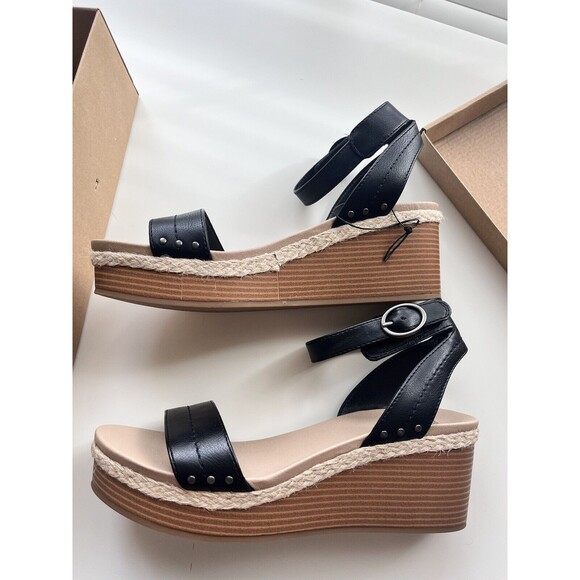 NWB Womens Black Wedge Sandals Size 11 | Frye and Company - Picture 4 of 4